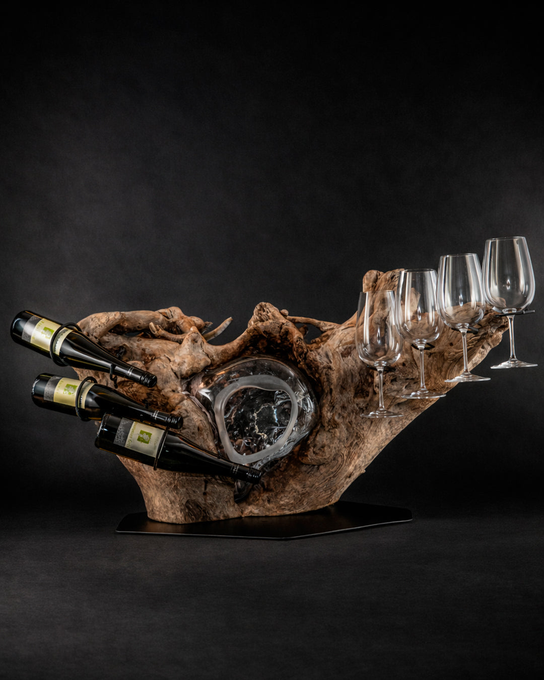 Weinpräsentation aus Wurzelholz • WEI-WP-001